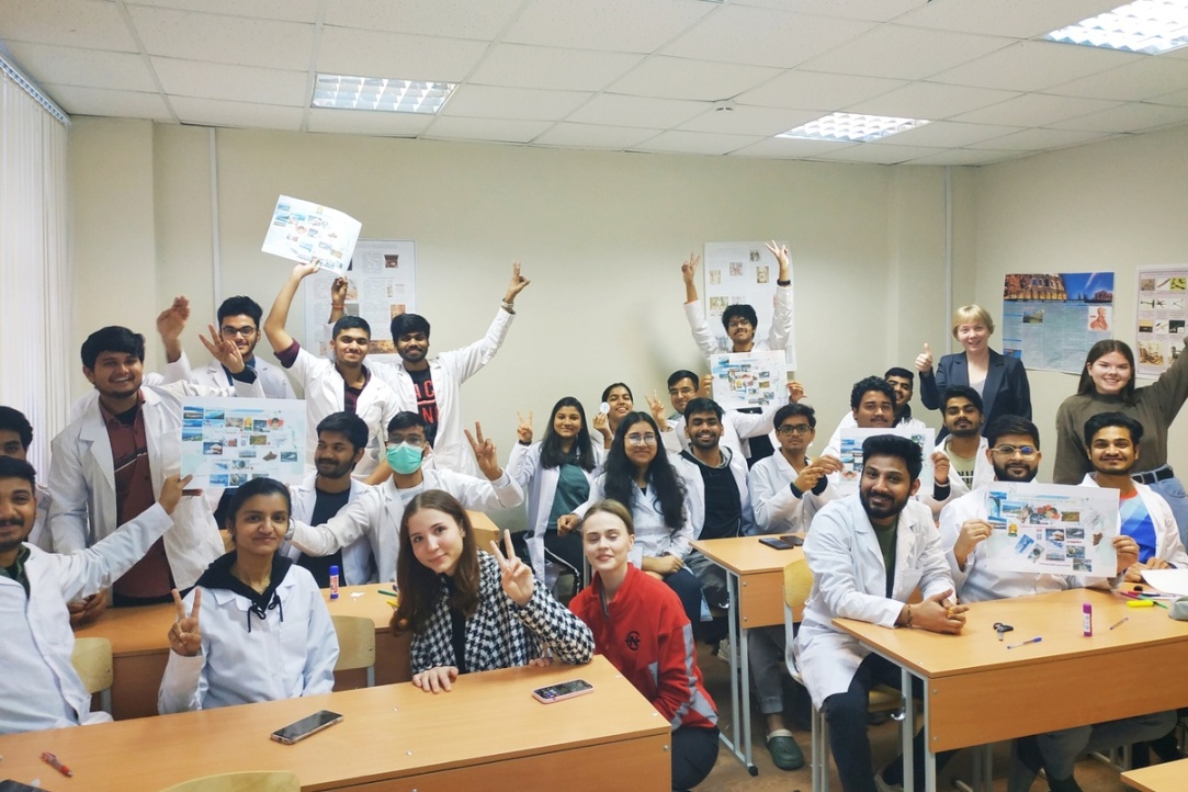 Студенты пермского кампуса НИУ ВШЭ помогают в адаптации иностранным обучающимся ПГМА